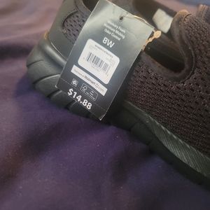 Black size 8W shoes